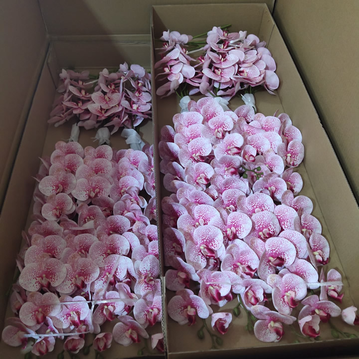Искусственные цветы оптом из Китая